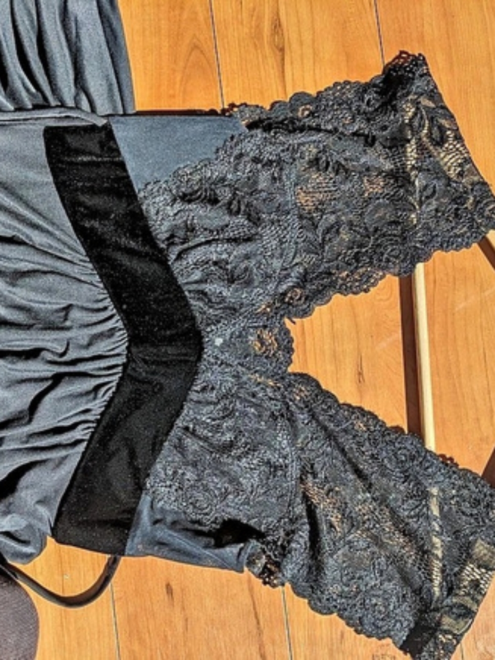 Jonquil By Diane Samandi Black Lace Slip Nightgown Size P - Picture 5 of 6